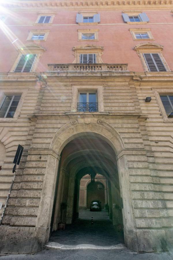 Palazzo Chigi Zondadari Apartman Siena Kültér fotó